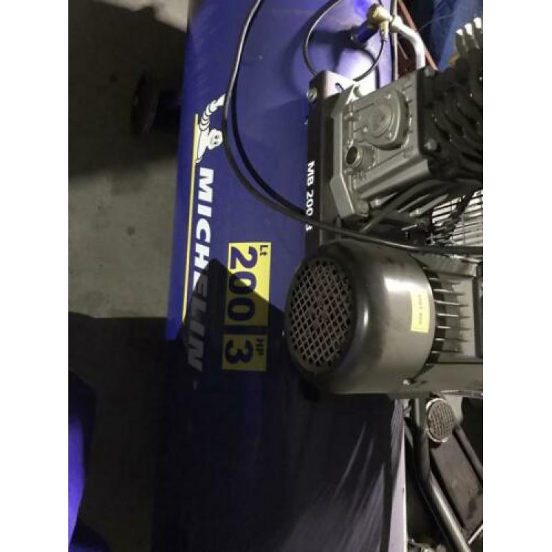 Michelin compressor 200L 400V