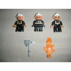 BRANDWEER Duplo poppetjes. 3 popjes met gratis acc.