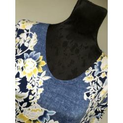 Superleuke jeansblauwe tuniek met bloemen MAGNA maat 56/58