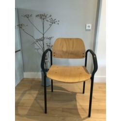 8 vergaderstoelen hout