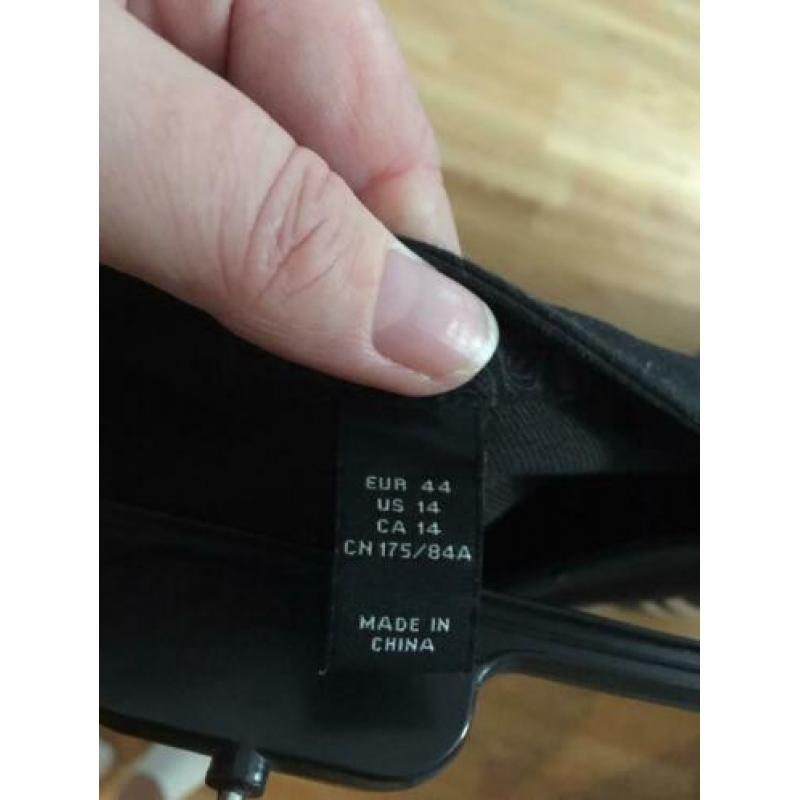 H&M zwart wit grijs wijd uitlopende rok stevig materiaal 449