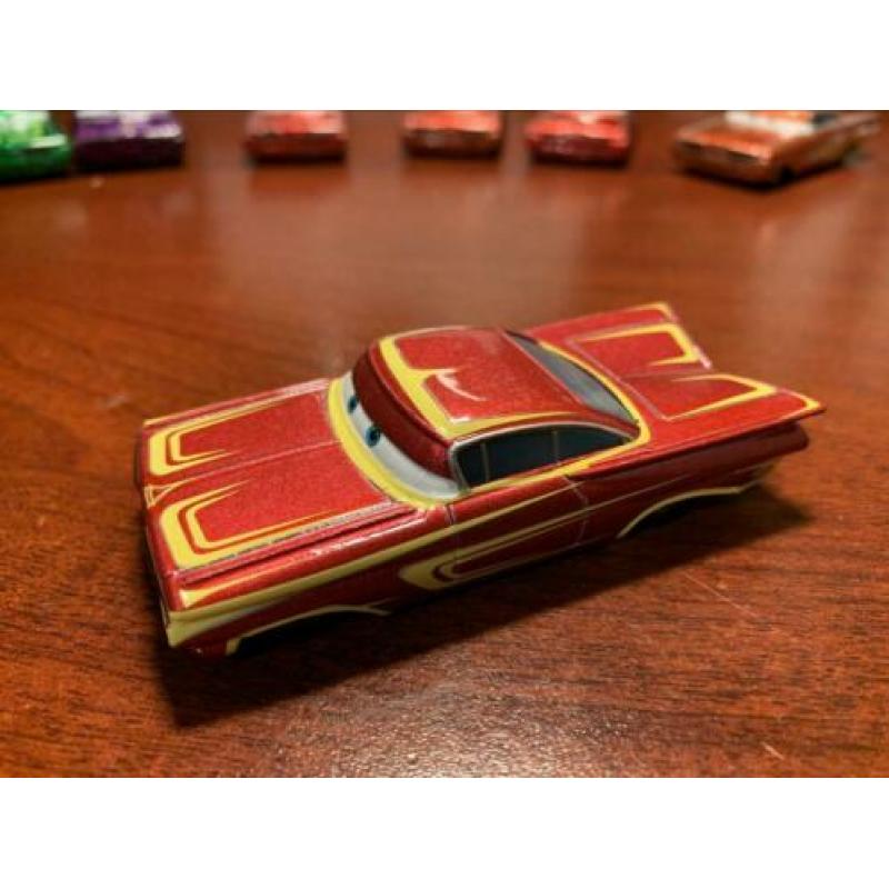Disney Pixar Cars Storytellers - Retro Ramone 1:55