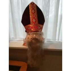 Prachtig Sinterklaaspak zwaar vloursstof is eigen ontwerp,