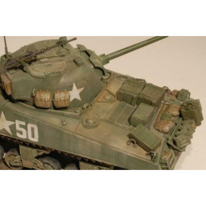 Tamiya 1:35 M4A3 Sherman (late production)