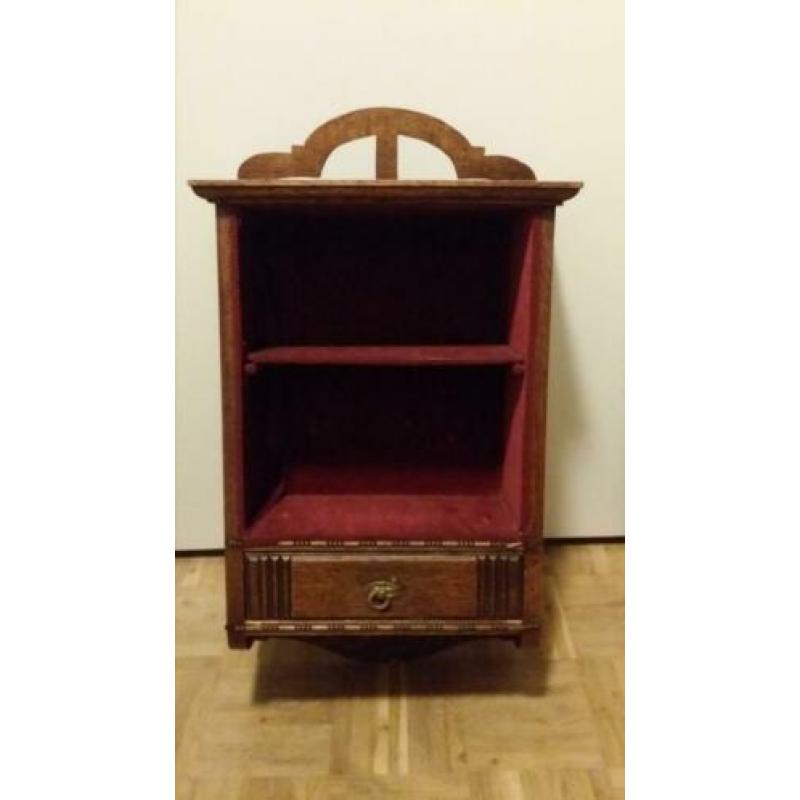 Wandkast hangkast antieke kast