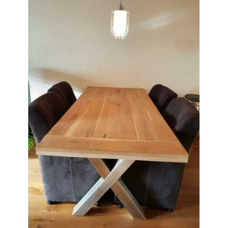 4 eetkamer stoelen
