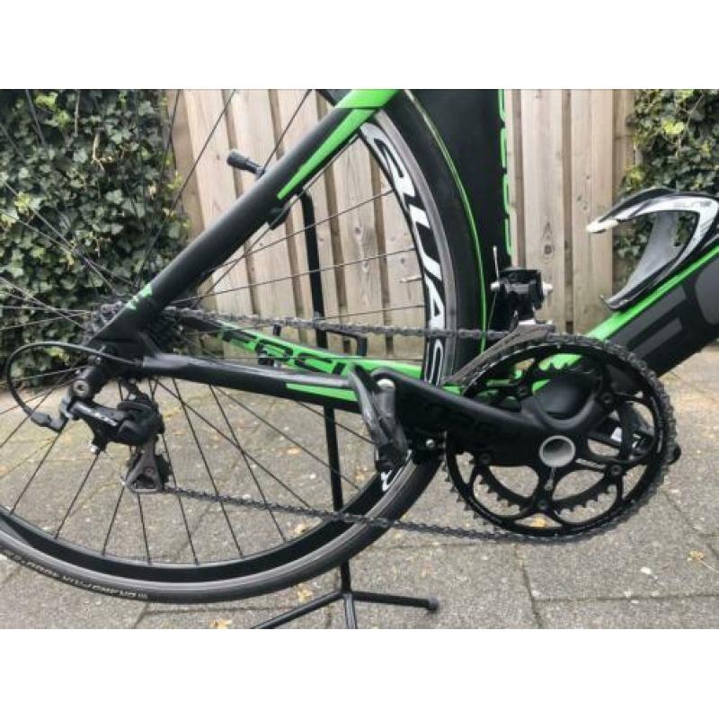 Focus Izalco chronograph XL tijdritfiets - Shimano 105