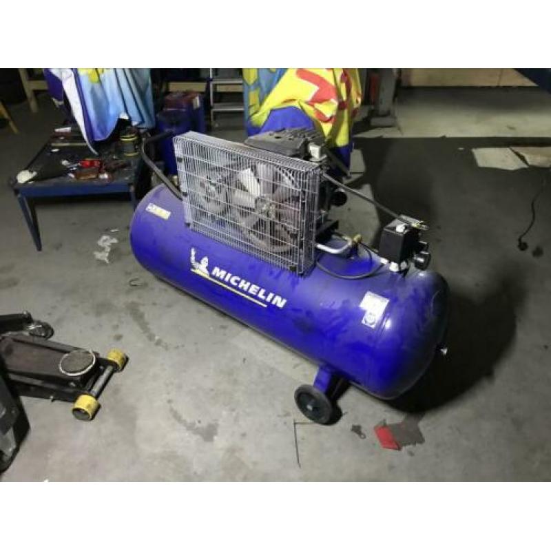 Michelin compressor 200L 400V