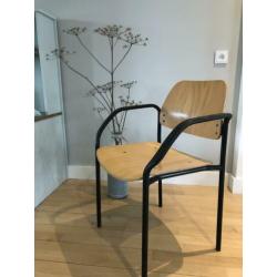 8 vergaderstoelen hout