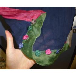 Anne Claire Petit mooie 65% rayon sjaal met roosjes nr 32093