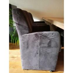 4 eetkamer stoelen