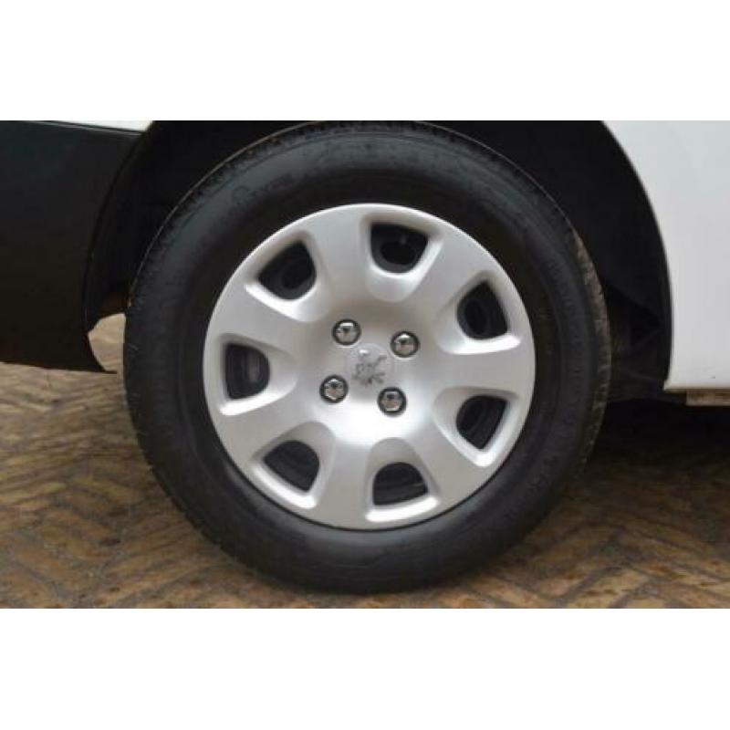 Peugeot Partner 120 1.6 HDI L1 XR Profit + AIRCO / TREKHAAK