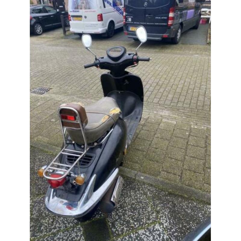Snorscooter Znen Fidenza (F7 50S)