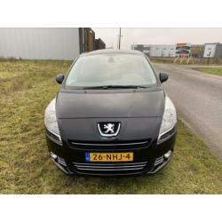 Peugeot 5008 1.6 VTI 7P 2010 Zwart