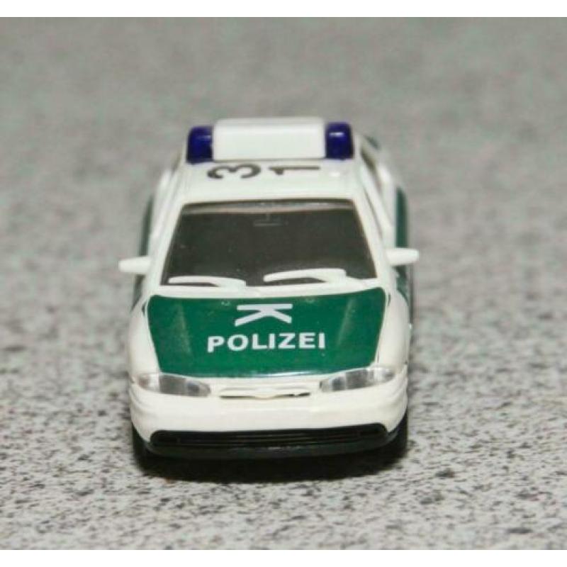 Ford Mondeo Polizei. Producent: Rietze