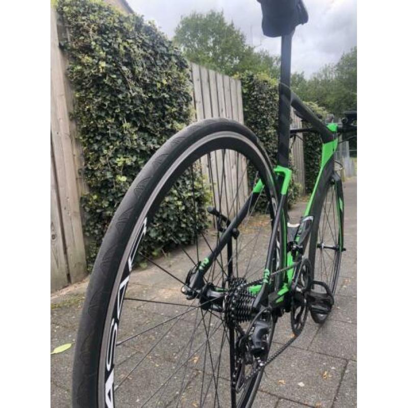 Focus Izalco chronograph XL tijdritfiets - Shimano 105