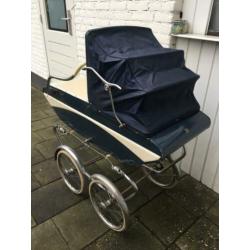 Vintage jaren 50 / 60 Kinderwagen van Werven meppel
