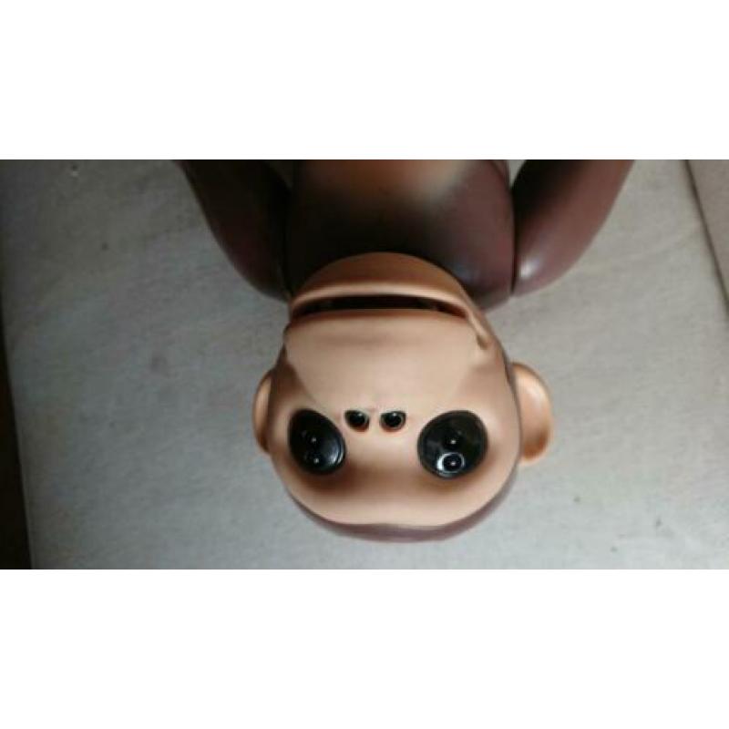 Zoomer chimp robot