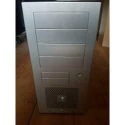 Computer zelf bouw kast
