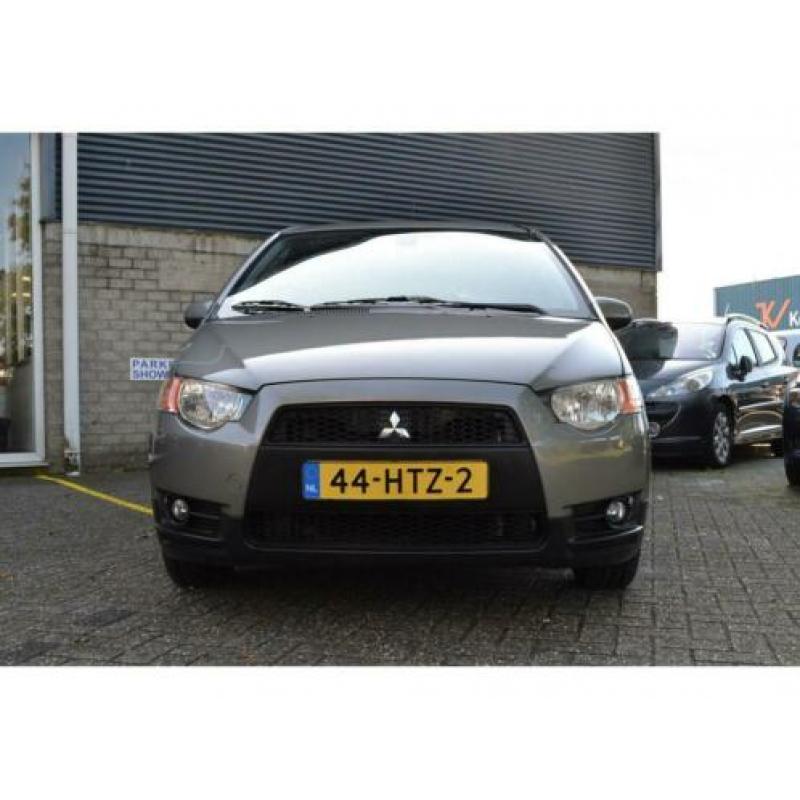 Mitsubishi Colt 1.3 Intro Edition 5 DEURS / AIRCO / CRUISE C