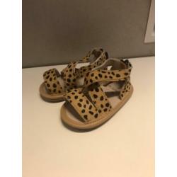 Sandalen van oh little deer maat M 18 19 babyschoentjes LEER