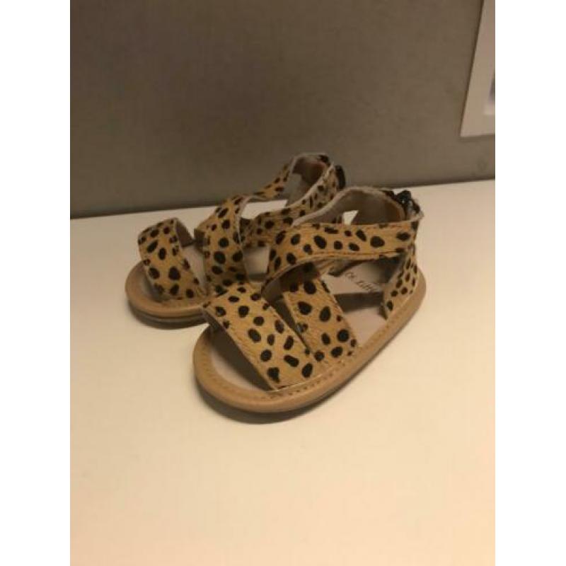 Sandalen van oh little deer maat M 18 19 babyschoentjes LEER
