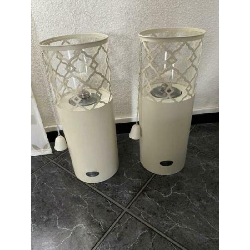 2 stuks Riverdale olie lampen