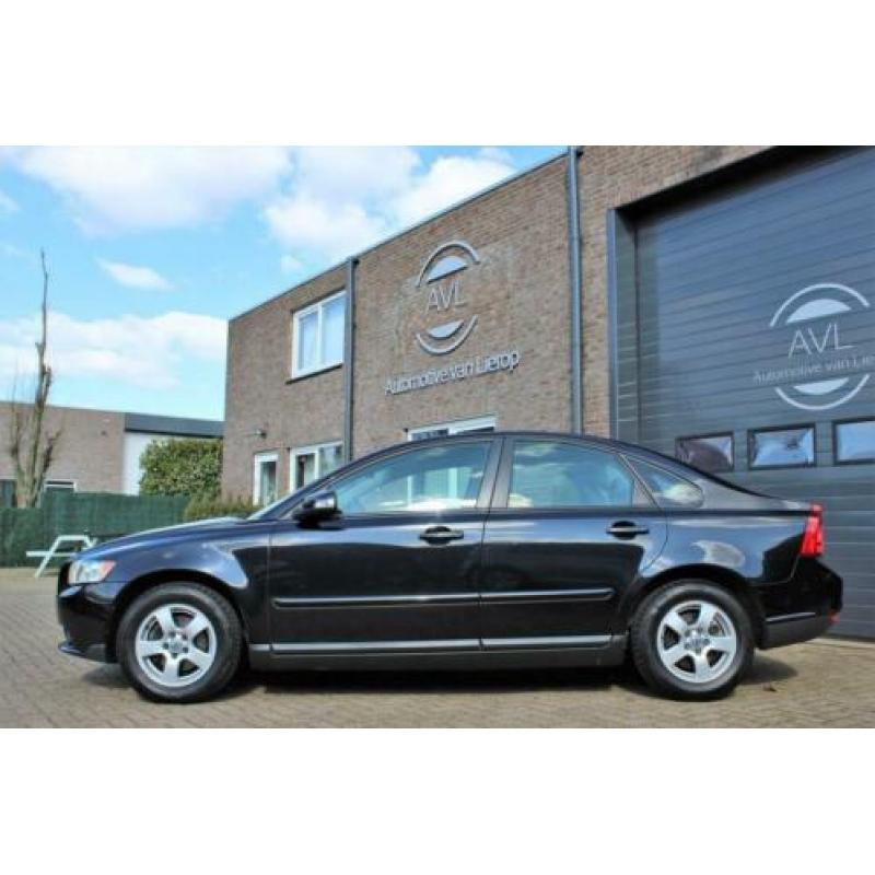 Volvo S40 1.6D Momentum 2009 PHASE II | PDC | DB-RIEM VERVAN