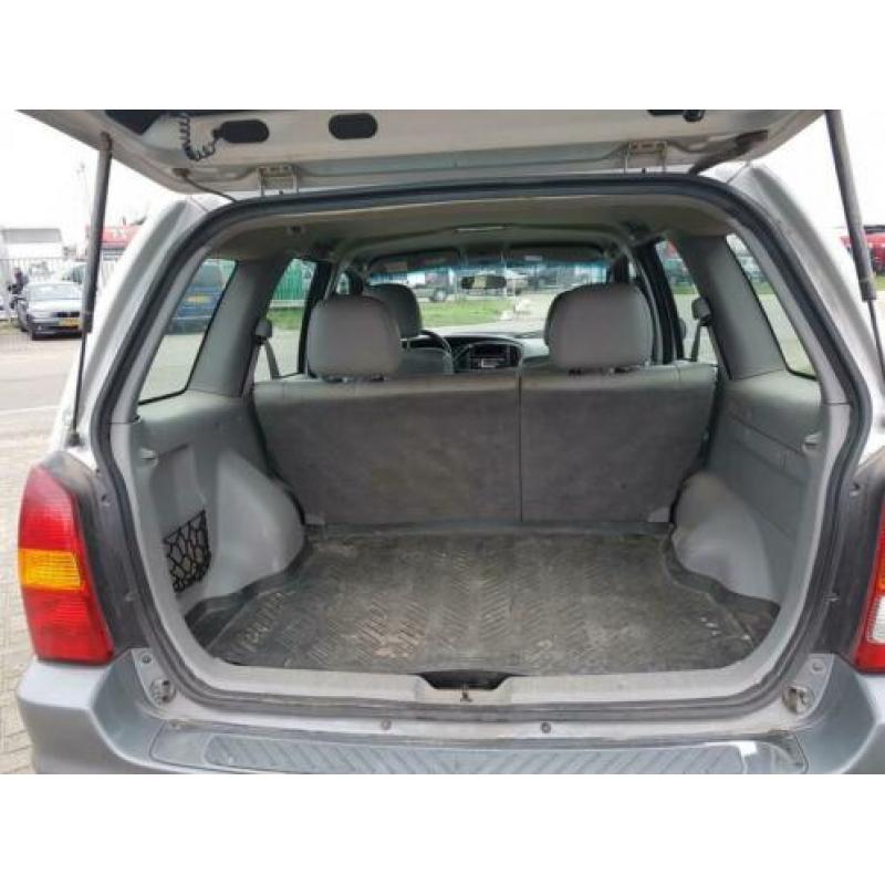 Mazda Tribute 3.0 V6 Touring 4WD
