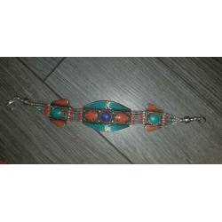 Verschillende Tibetaanse armbanden edelstenen 12,50 per stuk