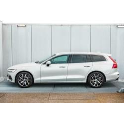 Volvo V60 T5 250pk Geartronic Momentum | Business Connect Pl