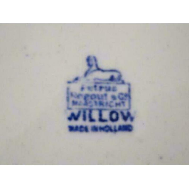 Willow drievaksbord Petrus Regout & co. Maastricht