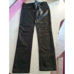 Pakket zwart leren leggings en 1 broek maat 36/38