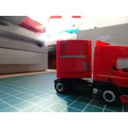 Herpa DAF CF met oplegger DAF Series