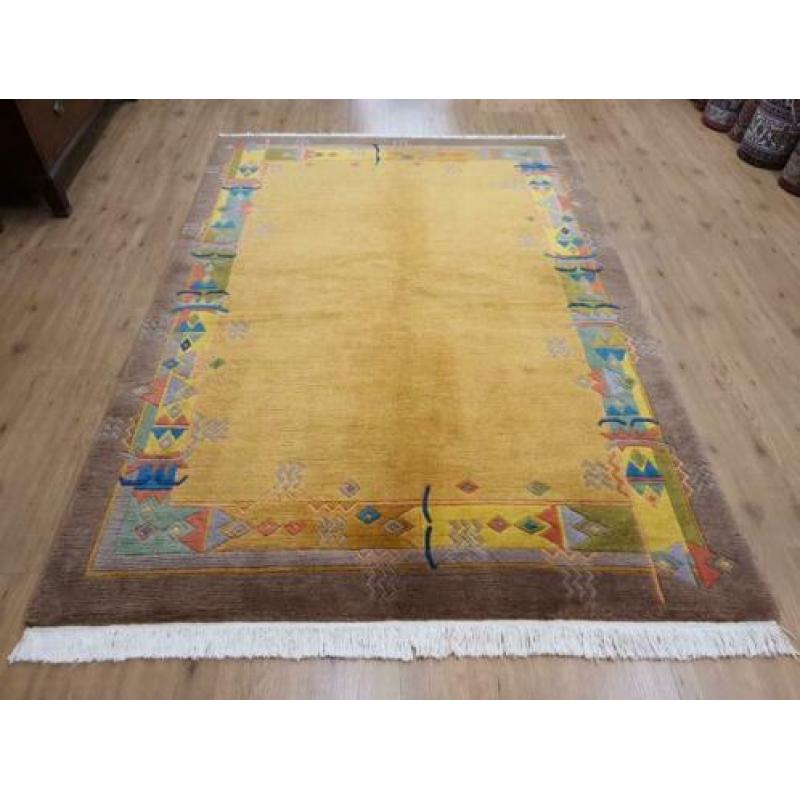Vintage handgeknoopt perzisch tapijt Nepal 260x170