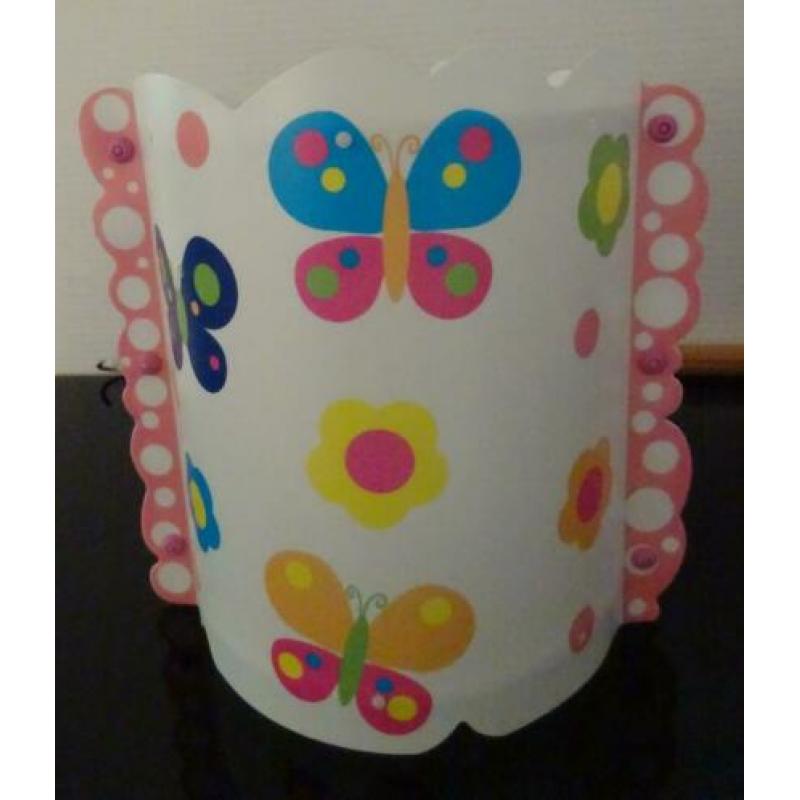 Schemerlampje en hanglampje met vlinders voor kinderkamer