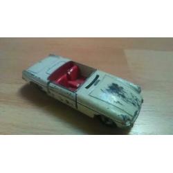 MG B dinky toys nummer 113