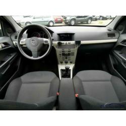 Opel Astra 1.6 Temptation