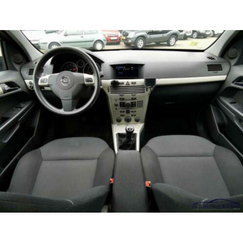 Opel Astra 1.6 Temptation