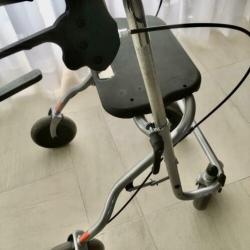Te koop: rollator