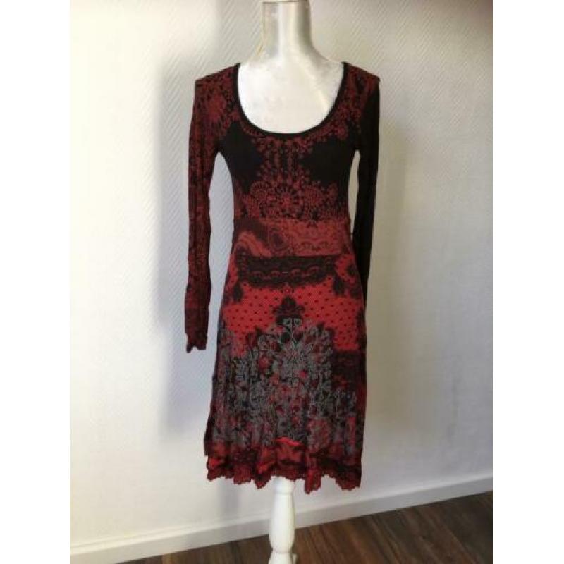 Desigual jurk maat M zwart rood