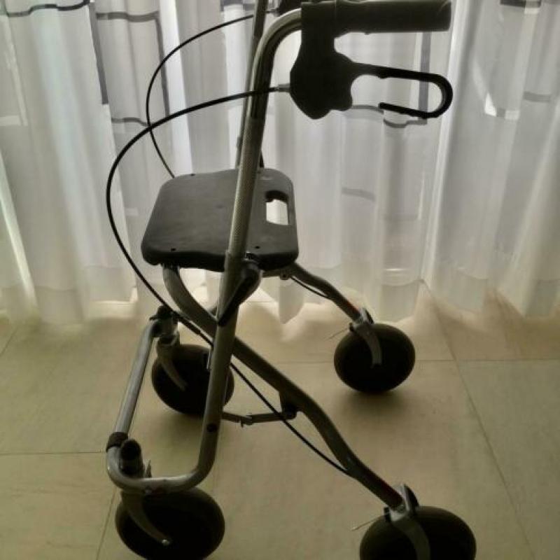 Te koop: rollator