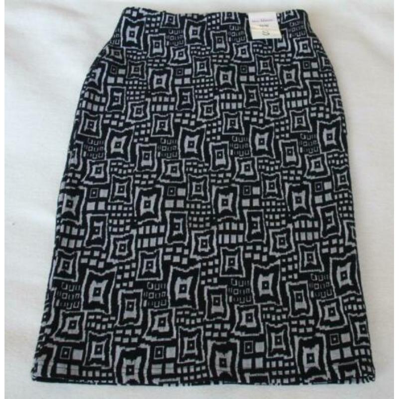 NIEUWE rok(ken) maat S/36 van RM