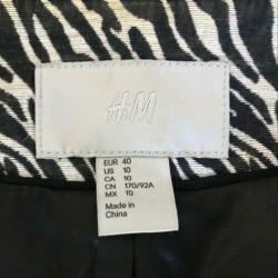 Zebra print jasje van H&M - opbrengst voor goede doel ??