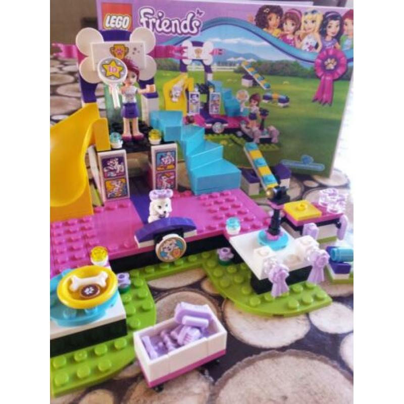 18 complete lego friends setjes incl boekjes