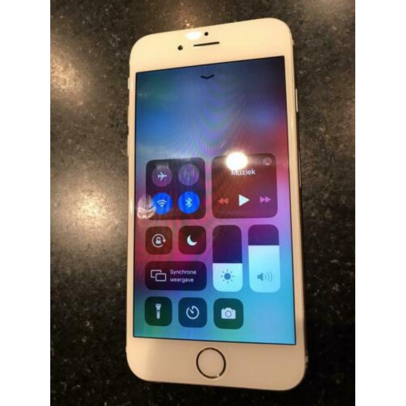 iPhone 6 (defect) Model 1586