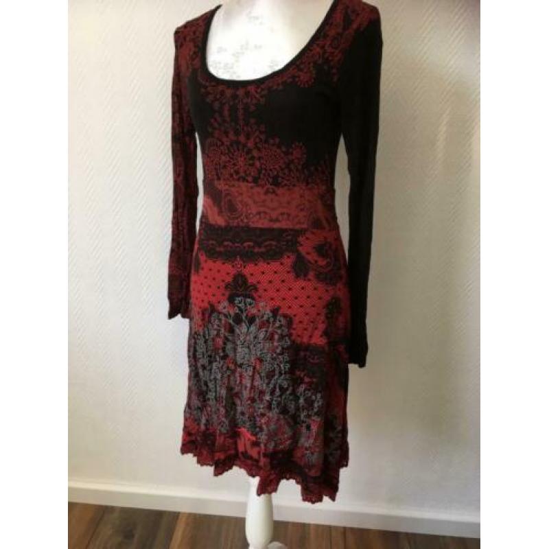 Desigual jurk maat M zwart rood