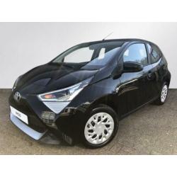 Toyota Aygo 1.0 VVT-i X-Play | Snel leverbaar | (bj 2020)