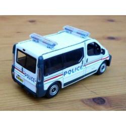 Hongwell Cararama Renault Traffic Police.