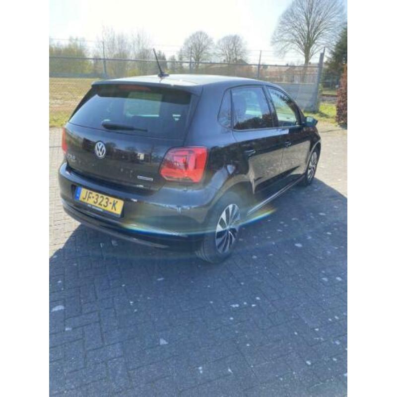Volkswagen Polo 1.0 TSI 70KW Bluemotion 2016 Zwart